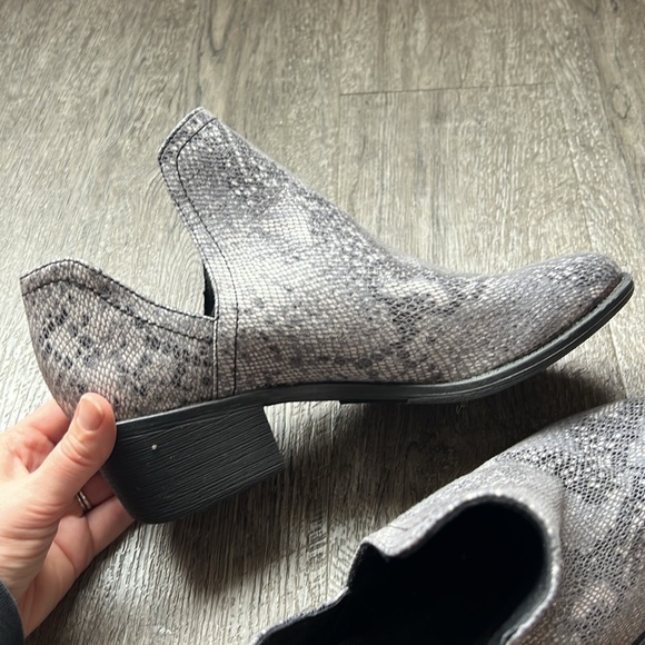 Volatile Booties - Picture 8 of 13